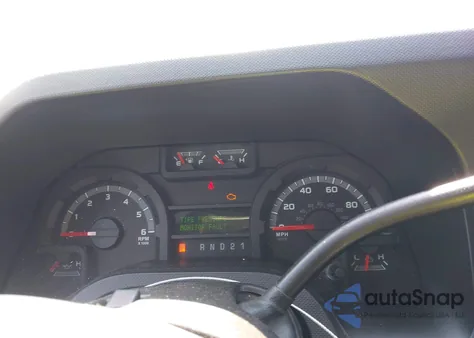 2011 Ford E-350 Super Duty Xlt from USA, damaged, VIN 1FBSS3BL3BDA20237